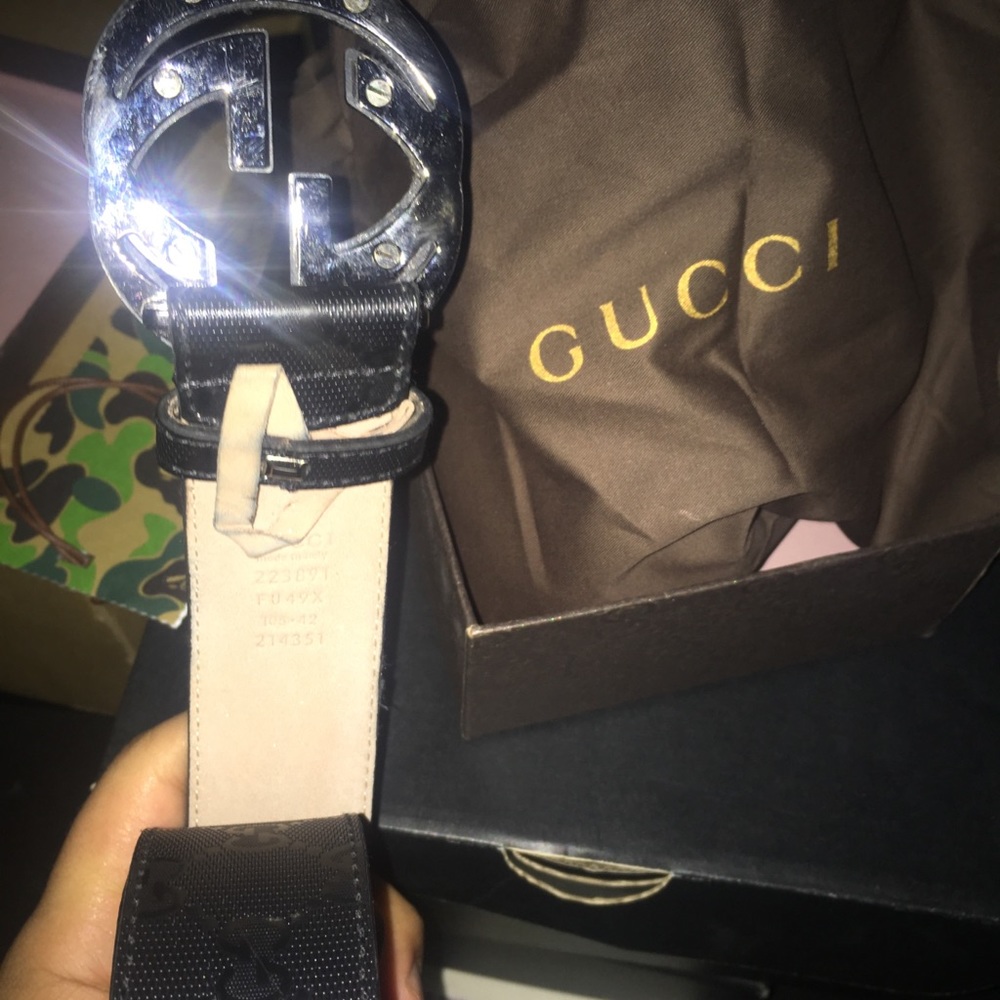Gucci belt 100% authentic size 42